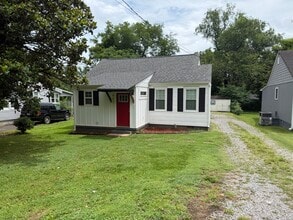 Building Photo - 610 Kingwood Dr