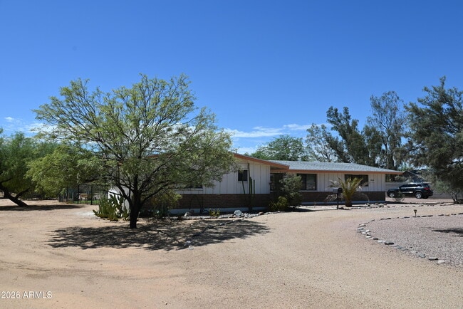 Building Photo - 8339 E Cholla St