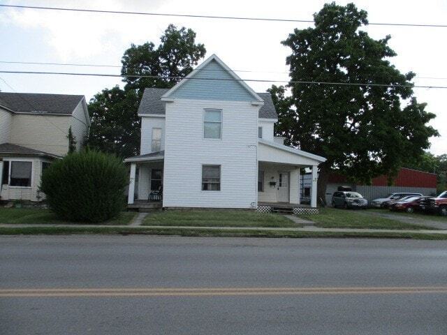 Building Photo - 812 N Main St