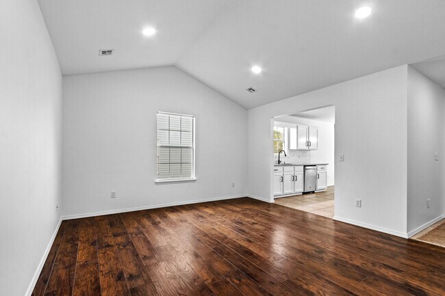 Foto del edificio - 3 Bedroom 2 Bathroom home in Bentonville