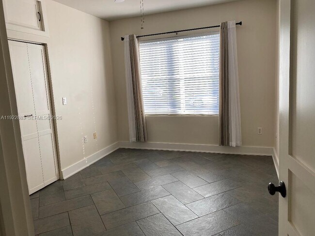 Foto del edificio - 119 Cibao Ct