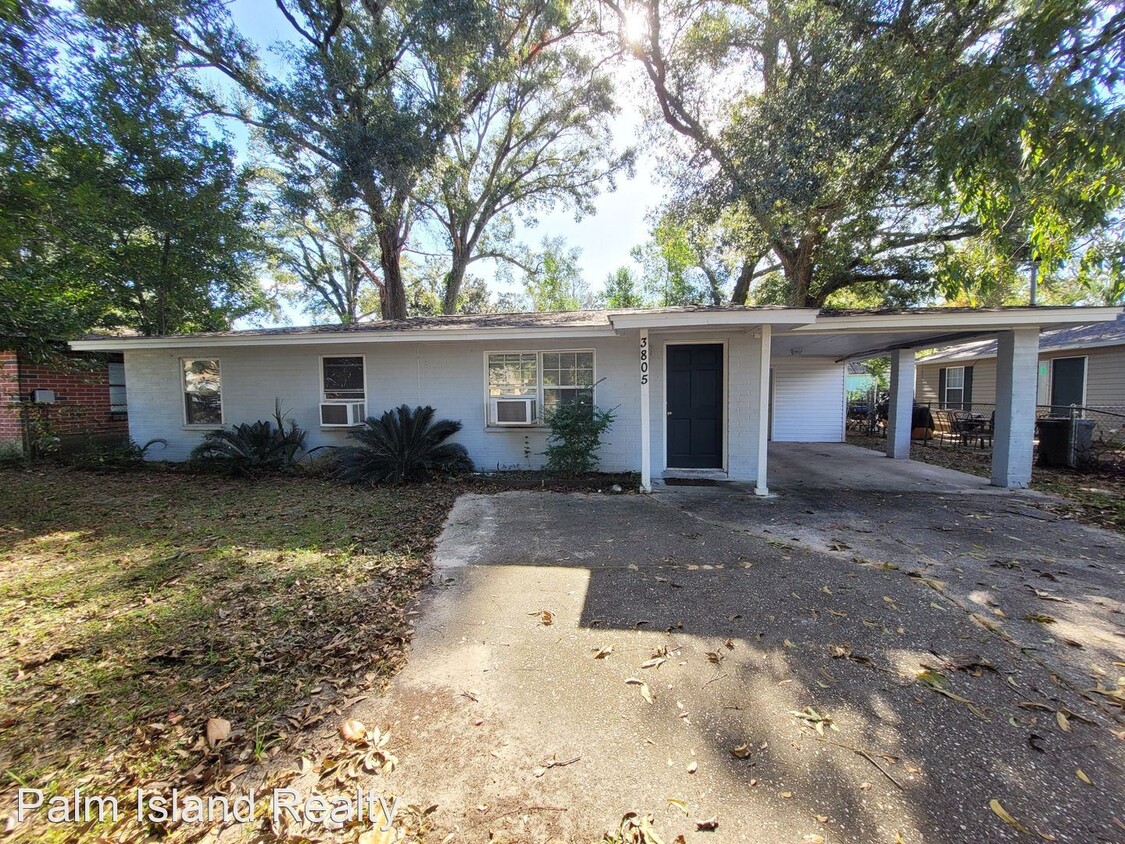 Primary Photo - 3 br, 1 bath House - 3805 Ward Blvd