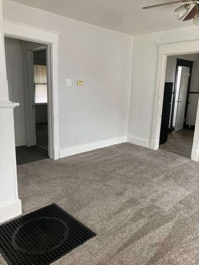 622 W 9th St, Muncie, IN 47302 House Rental in Muncie, IN