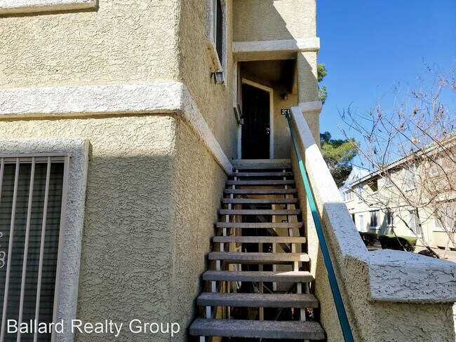 Building Photo - 2 br, 2 bath House - 1541 Linnbaker Lane, ...