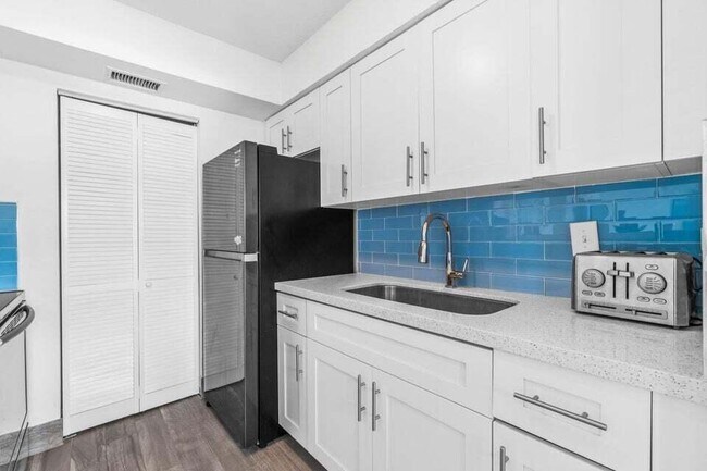 Foto del edificio - 801 Andrews Ave