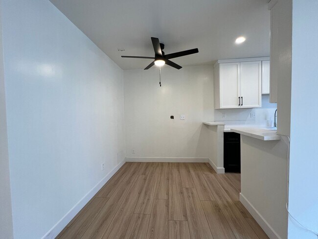 Foto del edificio - 3317 Keystone Av