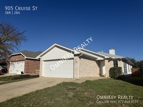 Building Photo - 905 Cruise St