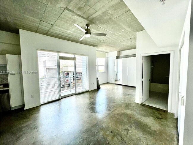 Foto del edificio - 133 NE 2nd Ave