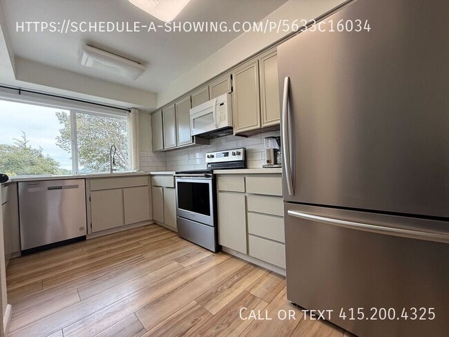 Building Photo - 9220 Canyon Oak Rd