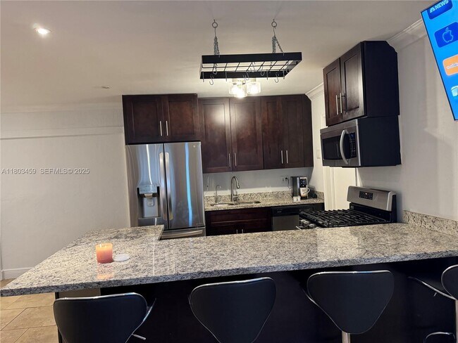 Foto del edificio - 8540 NW 25th Ct