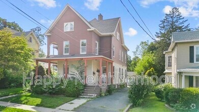 Building Photo - 183 Elm St