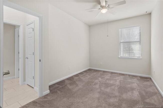 Foto del edificio - 4313 Beauty Leaf Cir