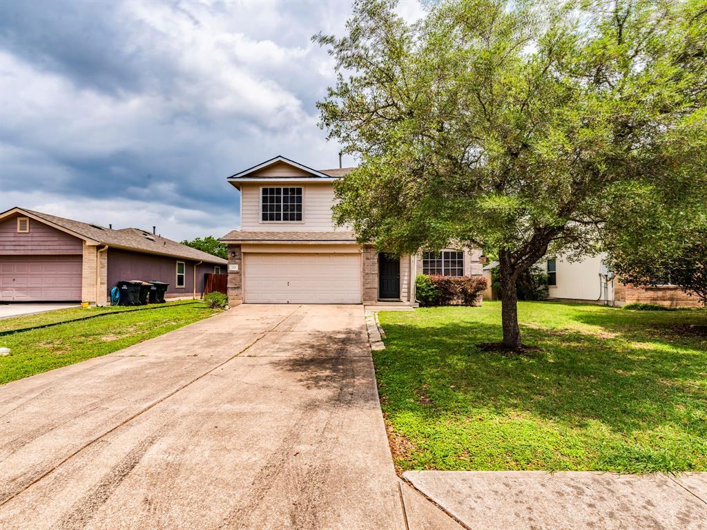 Foto principal - 221 Carriage Way