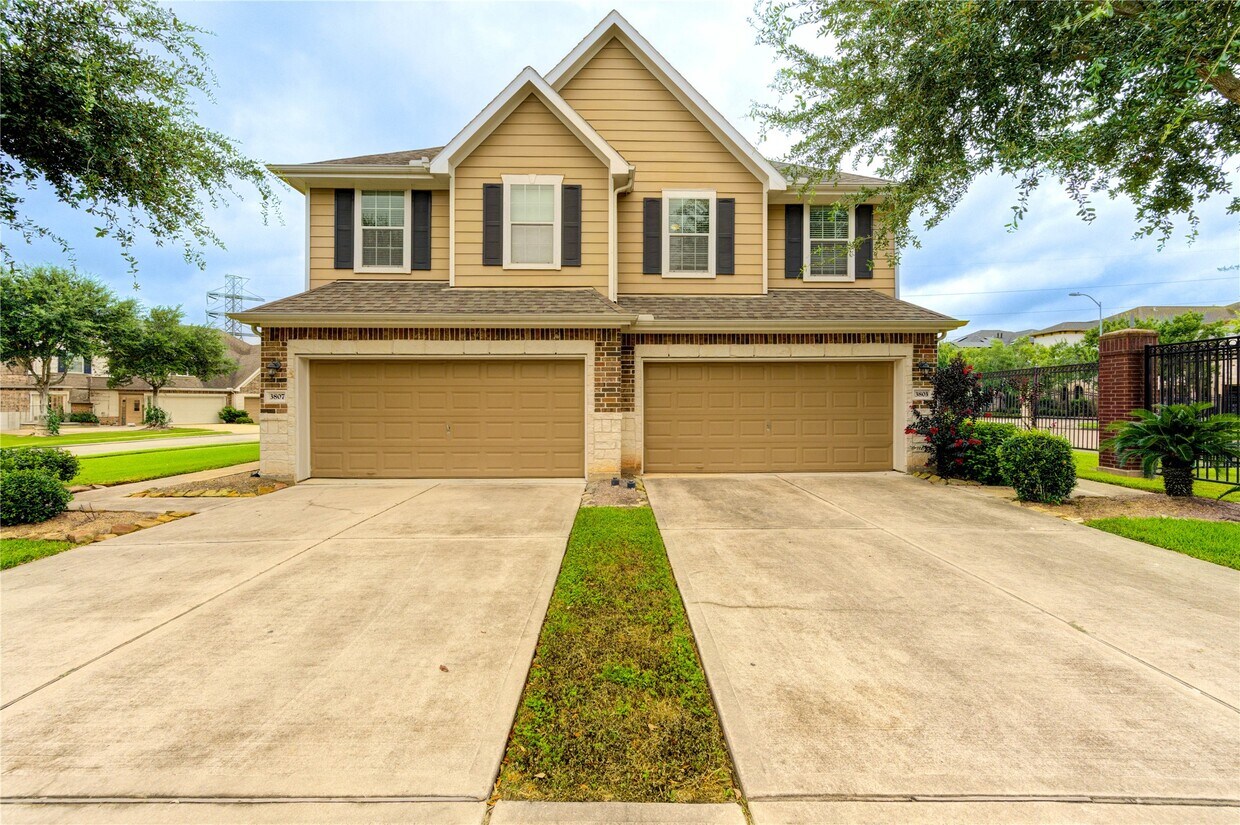Foto principal - 3803 Waterford Bend