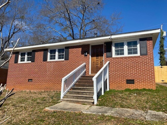 Primary Photo - 121 Norris Ct