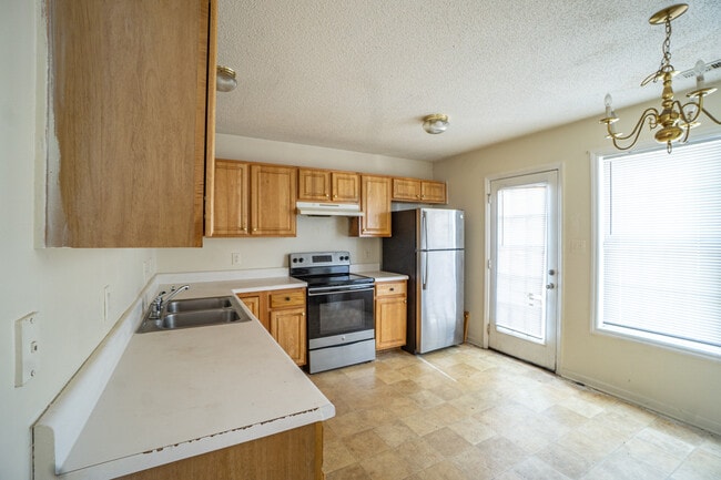 Building Photo - 2232 Violet Bluff Ct