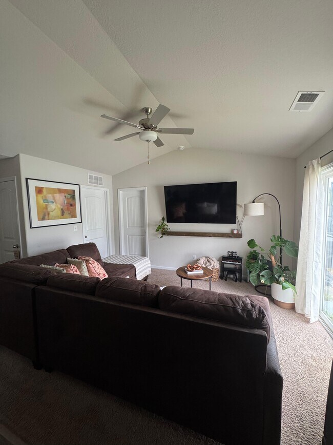 Foto del edificio - 1904 SW 10th Ct