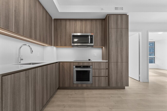 Building Photo - 15 Richardson St