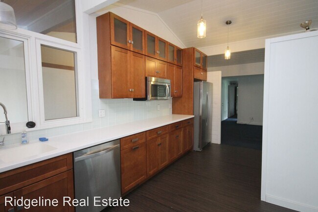 Foto del edificio - 3 br, 1.5 bath House - 1917 Cherry Dr