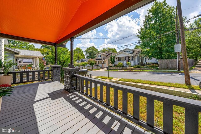 Foto del edificio - 2800 Upshur St