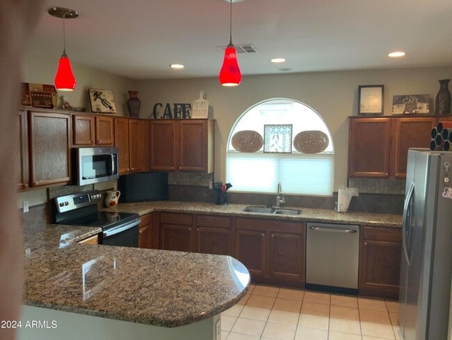 Building Photo - 5141 S Eucalyptus Dr