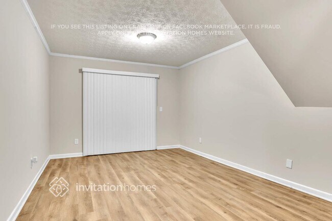 Building Photo - 3728 Adamsville Dr SW