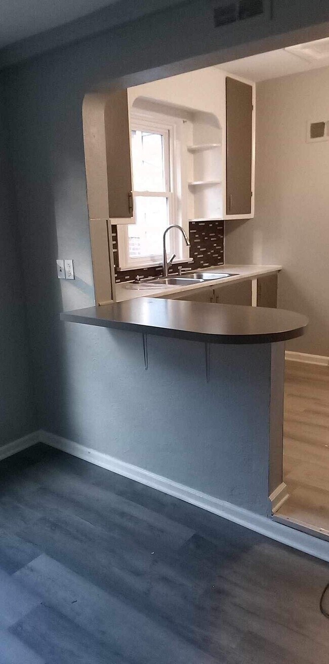 Foto del edificio - 1401 Lawnview Ave