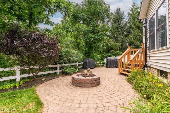 Foto del edificio - 7335 Bentham Cir NW