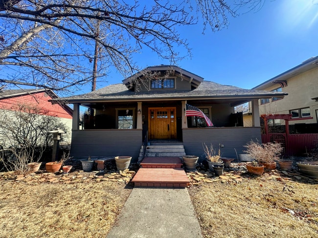 FURNISHED Short Term approved-Gorgeous 4 b... - FURNISHED Short Term approved-Gorgeous 4 b... House