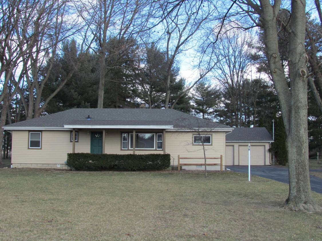 Primary Photo - 4601 Weckerly Rd