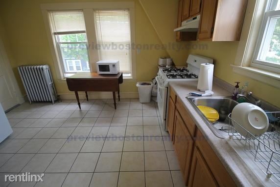 Building Photo - 17 Cufflin St