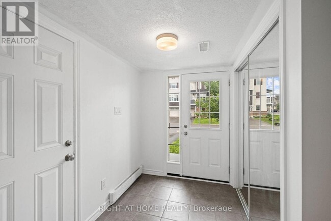 Building Photo - 403 Gerardia Ln
