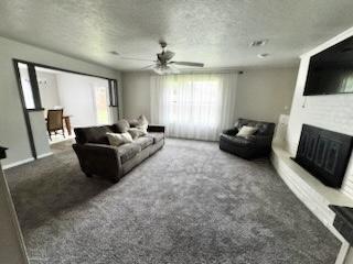 Building Photo - 5603 NW Wilfred Dr