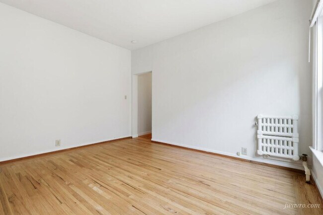 Foto del edificio - 1140 Pine St