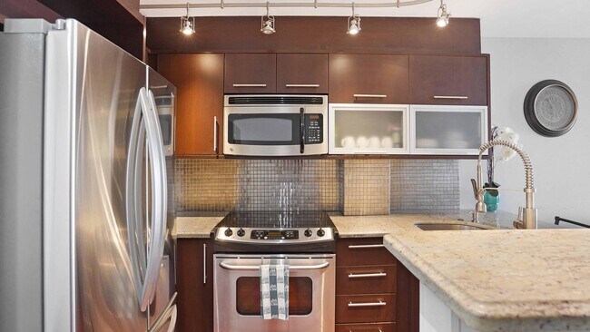 Foto del edificio - 3031 N Ocean Blvd