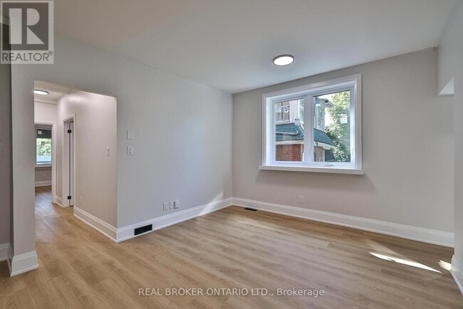 Building Photo - 248 Garden Ave
