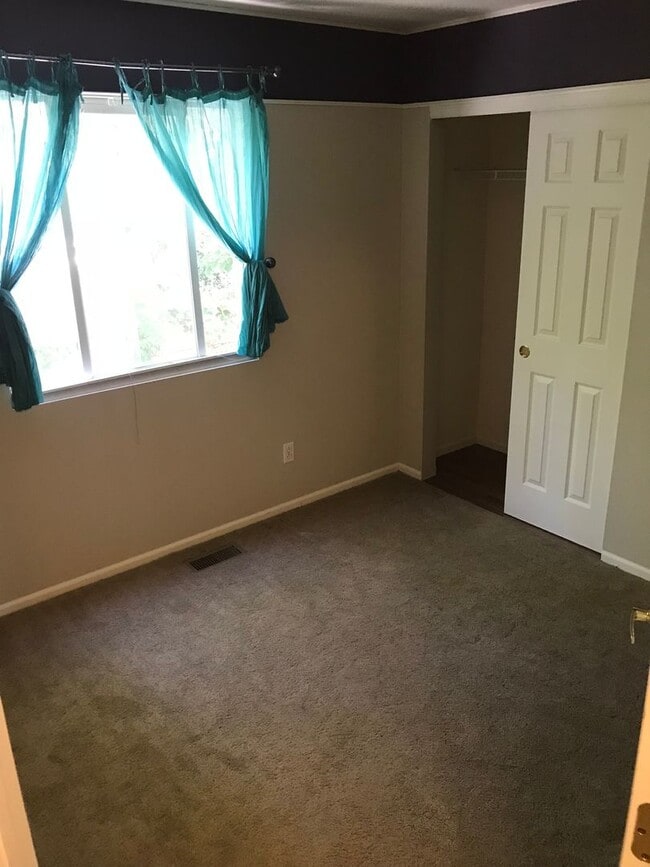 Foto del edificio - Available October 2025! 3 Bedroom 2 Bath SFH