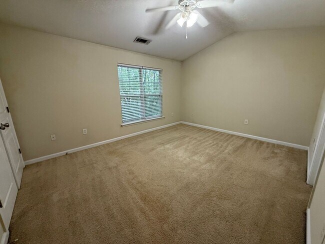 Foto del edificio - LEASING FOR AUGUST 10 2026! WOODLANDS OF ATHENS