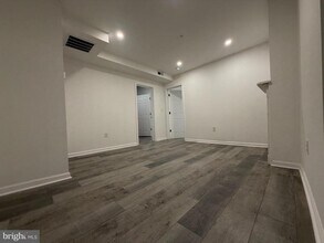 Building Photo - 45 E High St