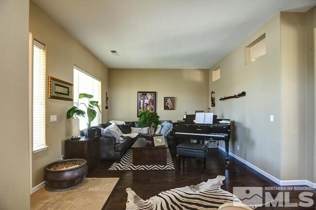 Building Photo - 2135 Kingman Ct