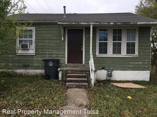 Building Photo - 2 br, 1 bath House - 2104 North Frankfort Pl