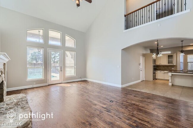 Building Photo - 3127 Bainbridge Ln UNIT
