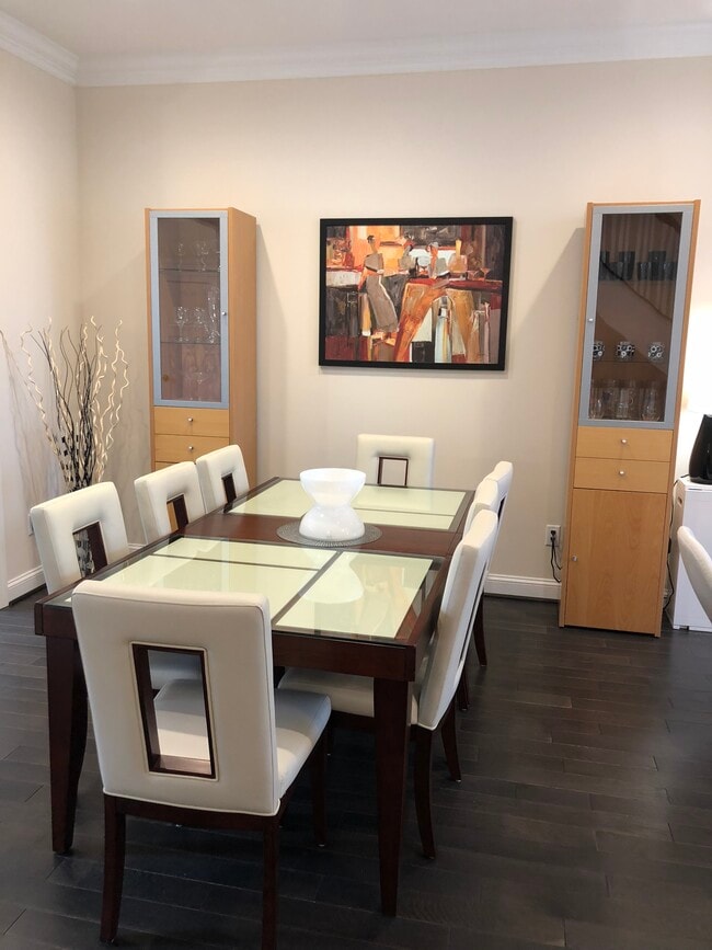 Shared dining room - 719 S Braddock St