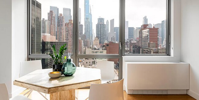 Building Photo - 608 W 57th St