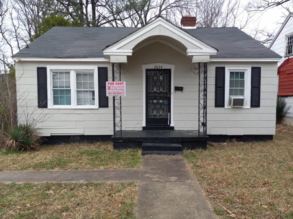 Primary Photo - 2634 Browning Ave