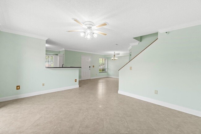 Building Photo - 111 Yacht Club Way