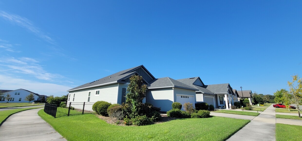 Foto principal - 11873 SW 29th Pl