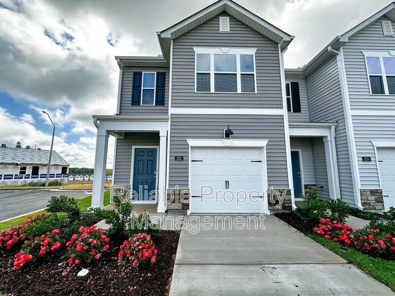 Foto principal - 221 Starlight St