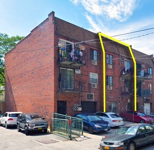 Building Photo - 5528 98th St