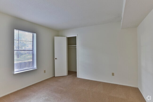 1BR, 1BA - Bent Oak Apartments